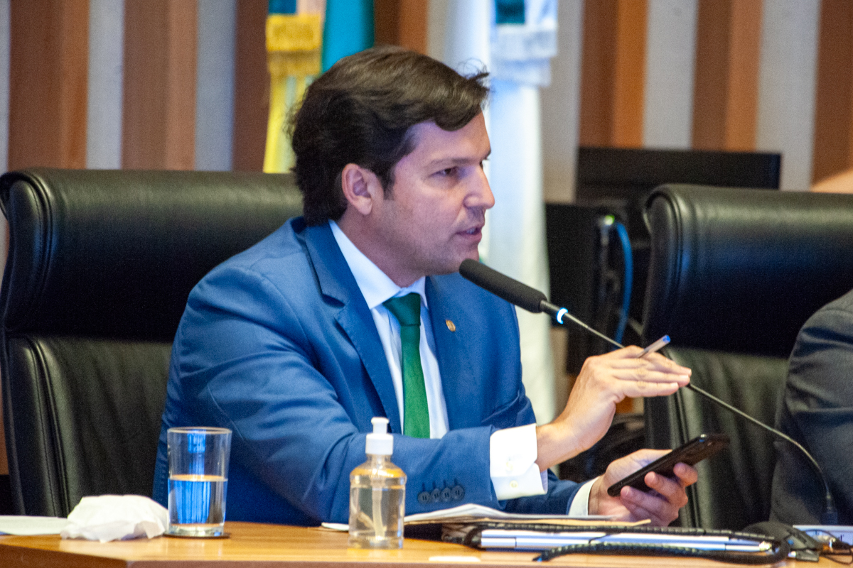 CLDF tenta conter crise de espionagem e assédio após colapso na área de tecnologia